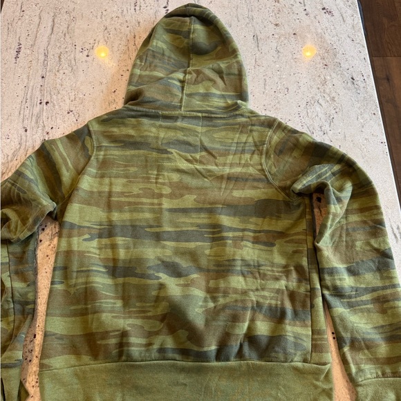 Aviator Nation - Picture 2 of 3